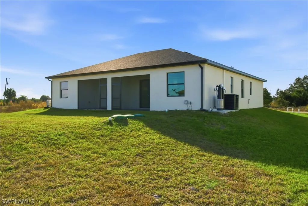 257/259 Grant Boulevard Lehigh Acres FL 33974