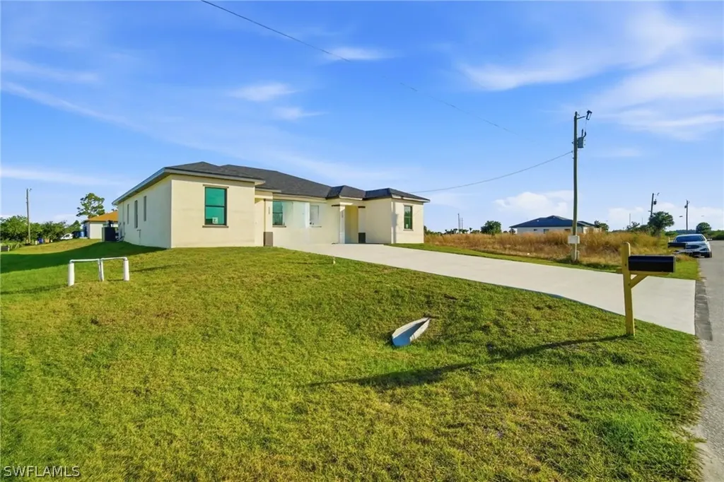 257/259 Grant Boulevard Lehigh Acres FL 33974
