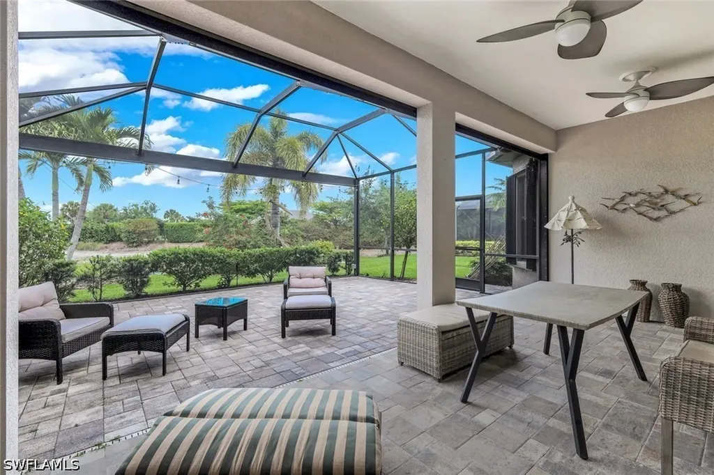 8527 Palacio Terrace N Naples FL 34114