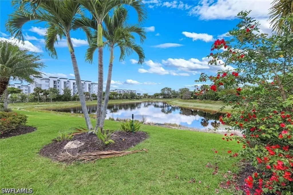 8527 Palacio Terrace N Naples FL 34114