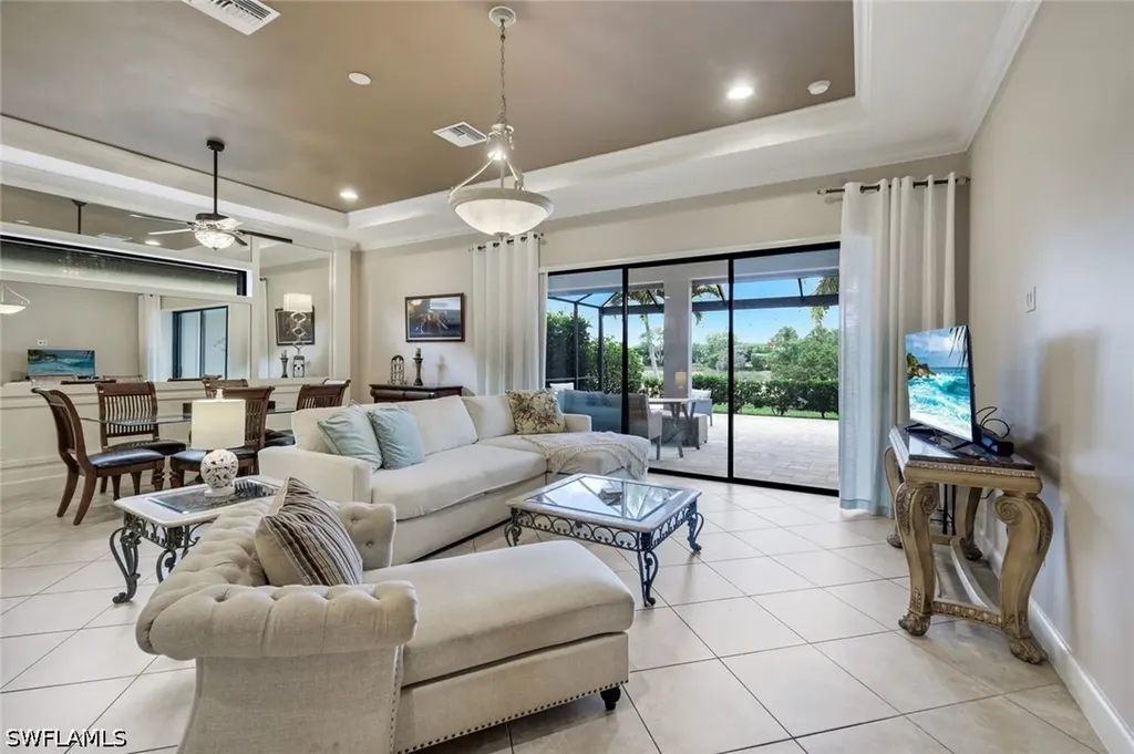 8527 Palacio Terrace N Naples FL 34114