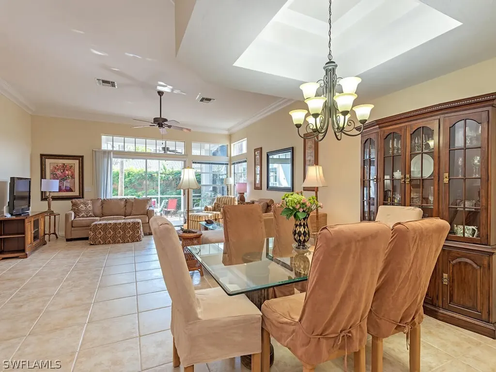 130 Amblewood Lane Naples FL 34105