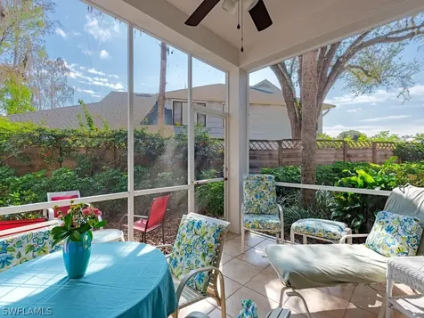 130 Amblewood Lane Naples FL 34105