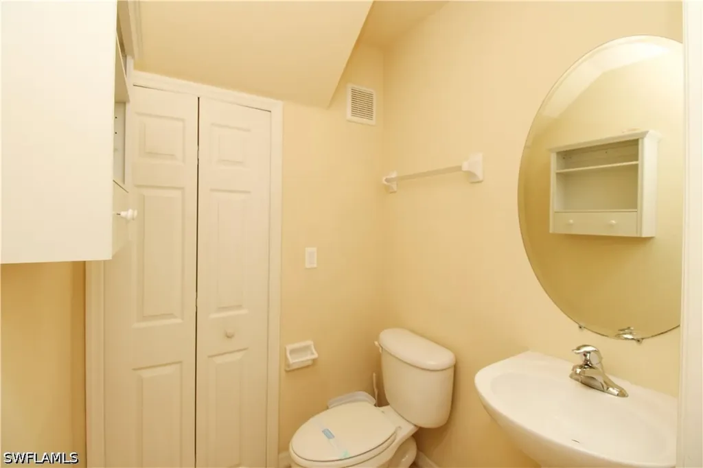 9051 Gervais Circle Naples FL 34120