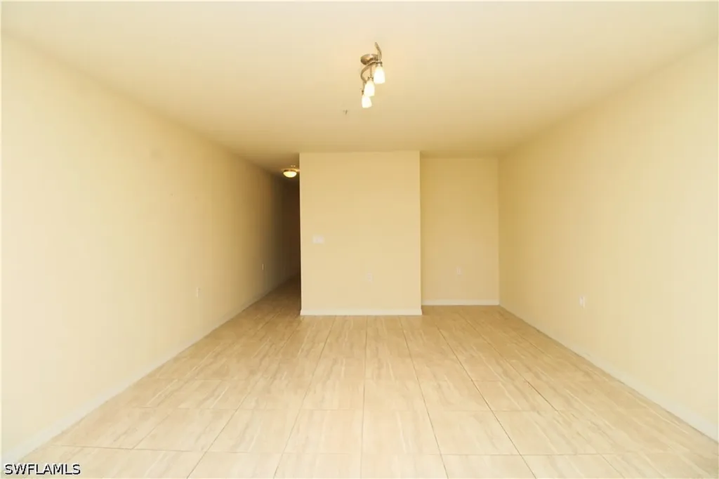9051 Gervais Circle Naples FL 34120