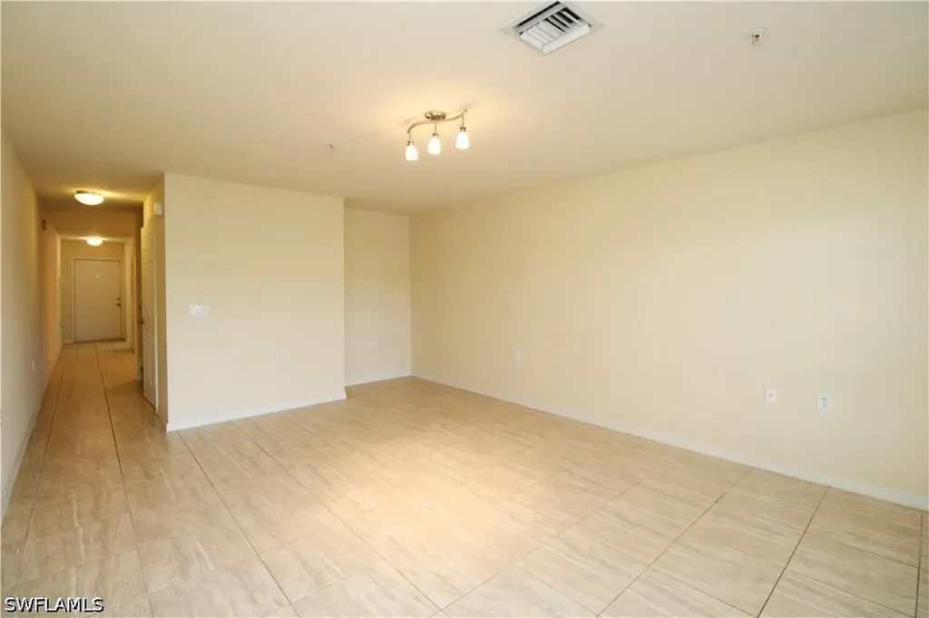 9051 Gervais Circle Naples FL 34120