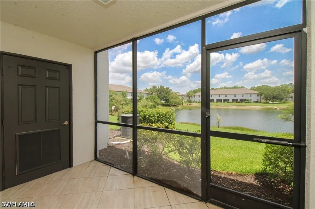 9051 Gervais Circle Naples FL 34120