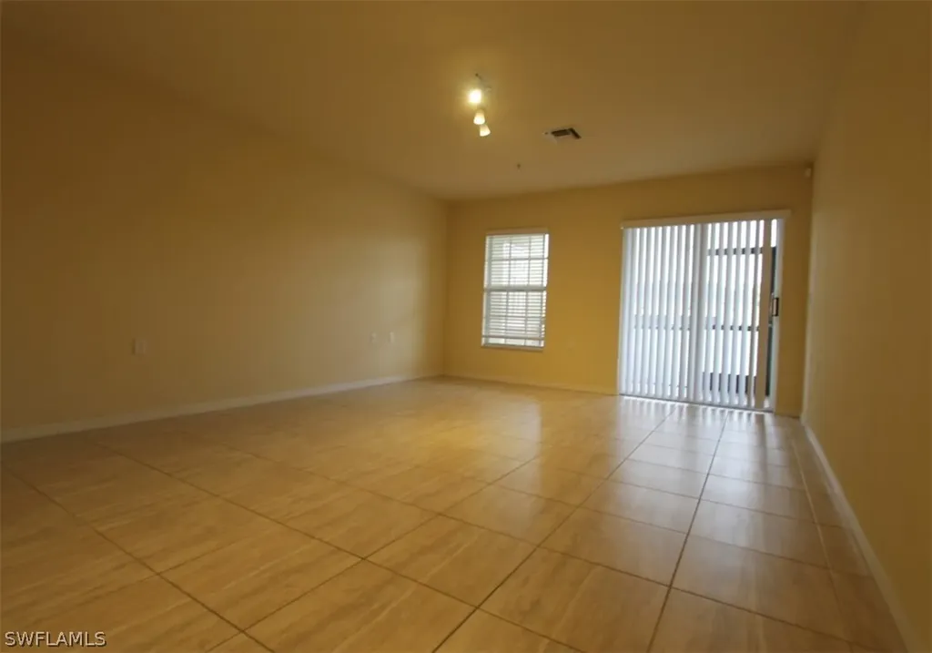 9051 Gervais Circle Naples FL 34120