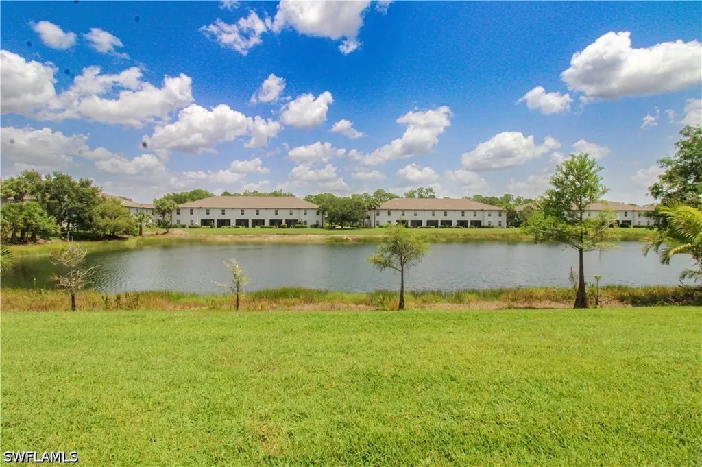9051 Gervais Circle Naples FL 34120