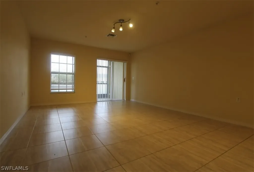 9051 Gervais Circle Naples FL 34120