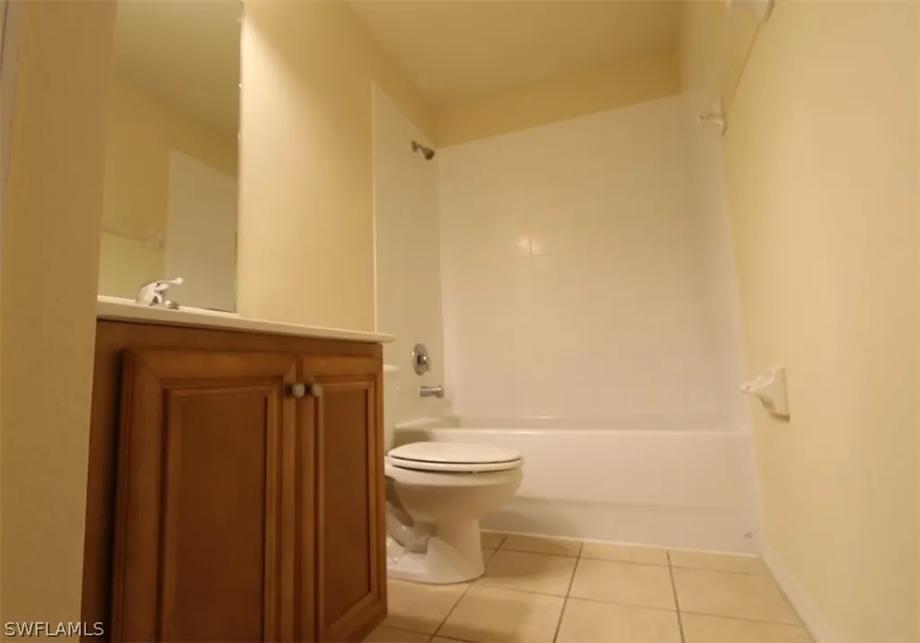 9051 Gervais Circle Naples FL 34120