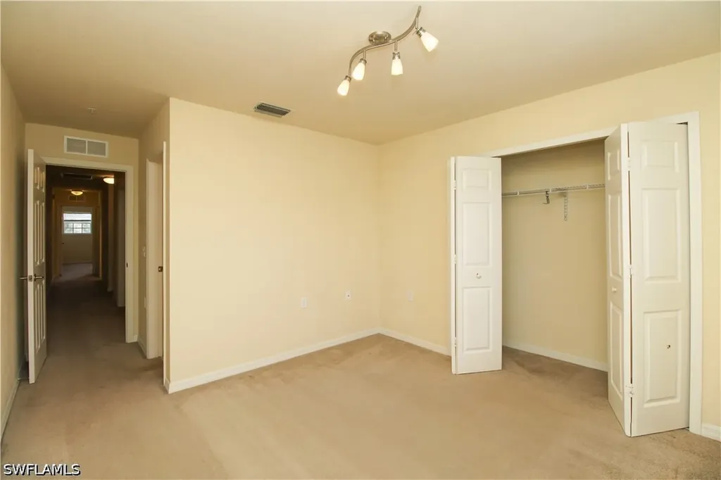 9051 Gervais Circle Naples FL 34120