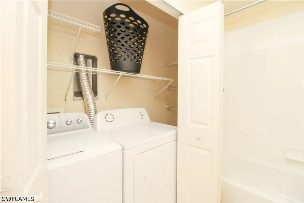 9051 Gervais Circle Naples FL 34120