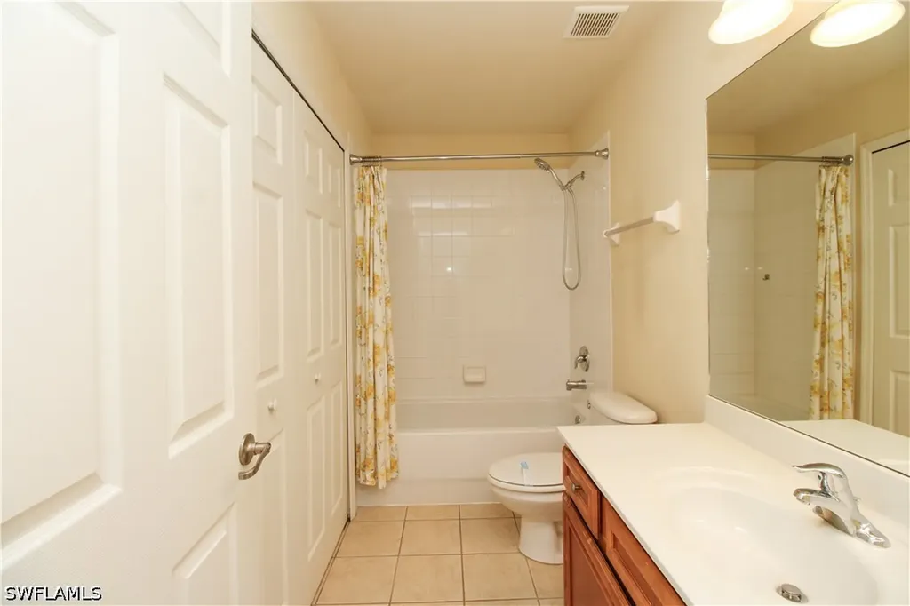9051 Gervais Circle Naples FL 34120