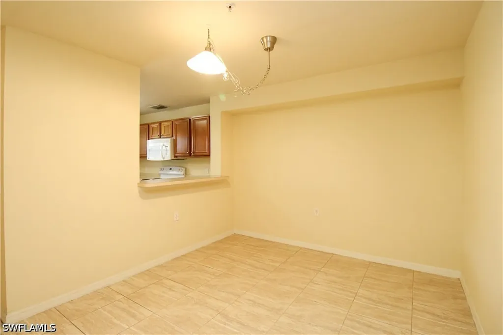 9051 Gervais Circle Naples FL 34120