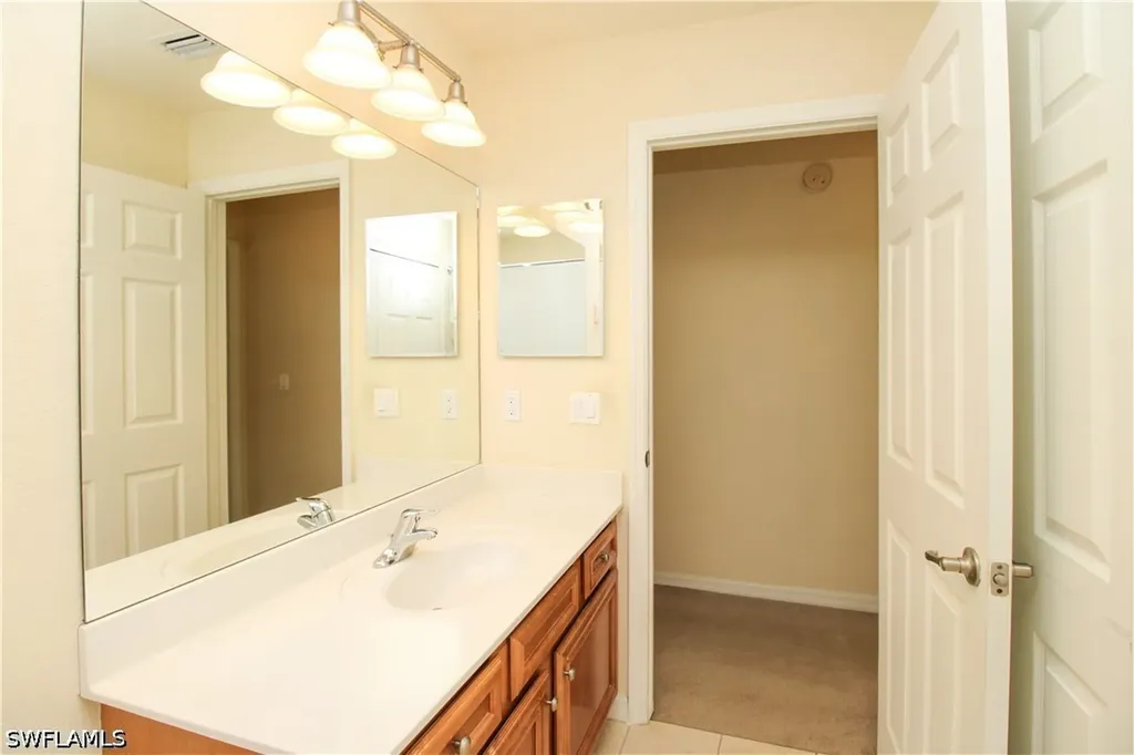 9051 Gervais Circle Naples FL 34120