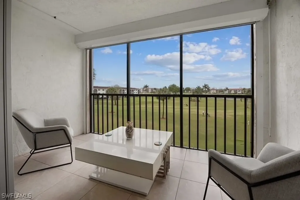 37 High Point Circle E Naples FL 34103