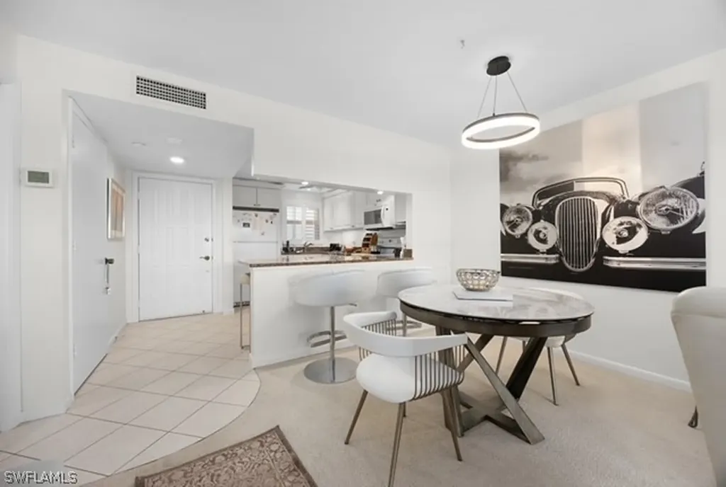 37 High Point Circle E Naples FL 34103