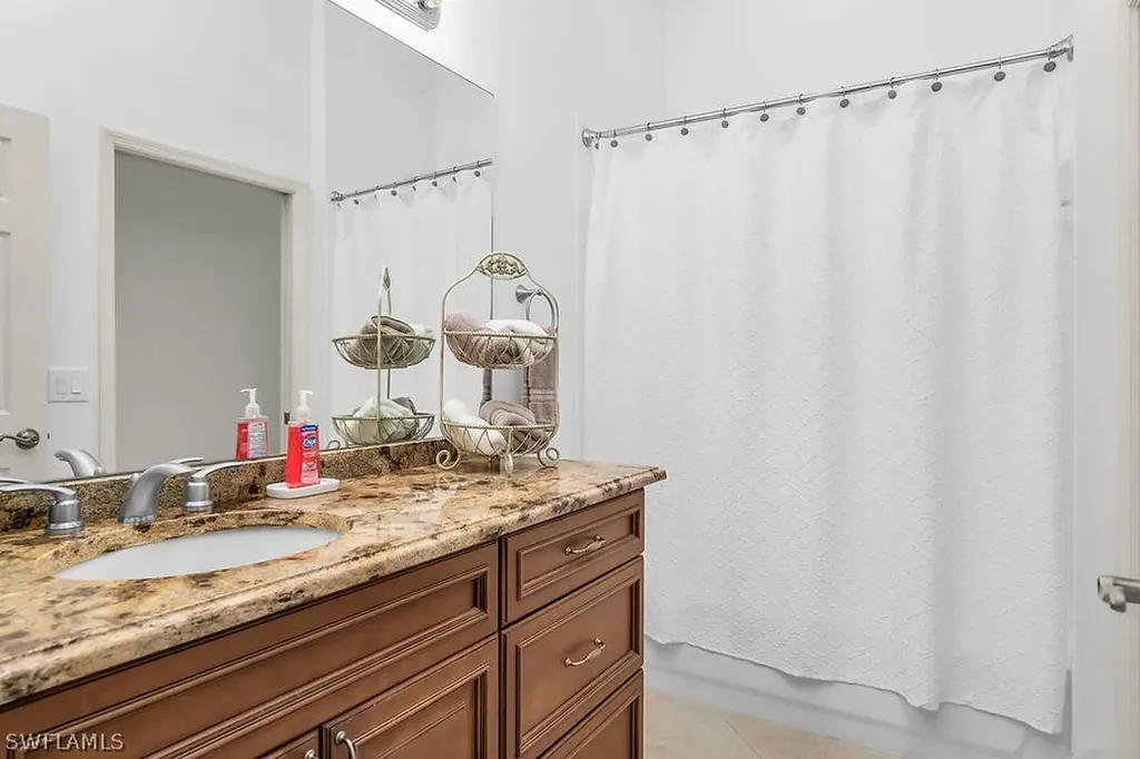 6730 Beach Resort Drive Naples FL 34114