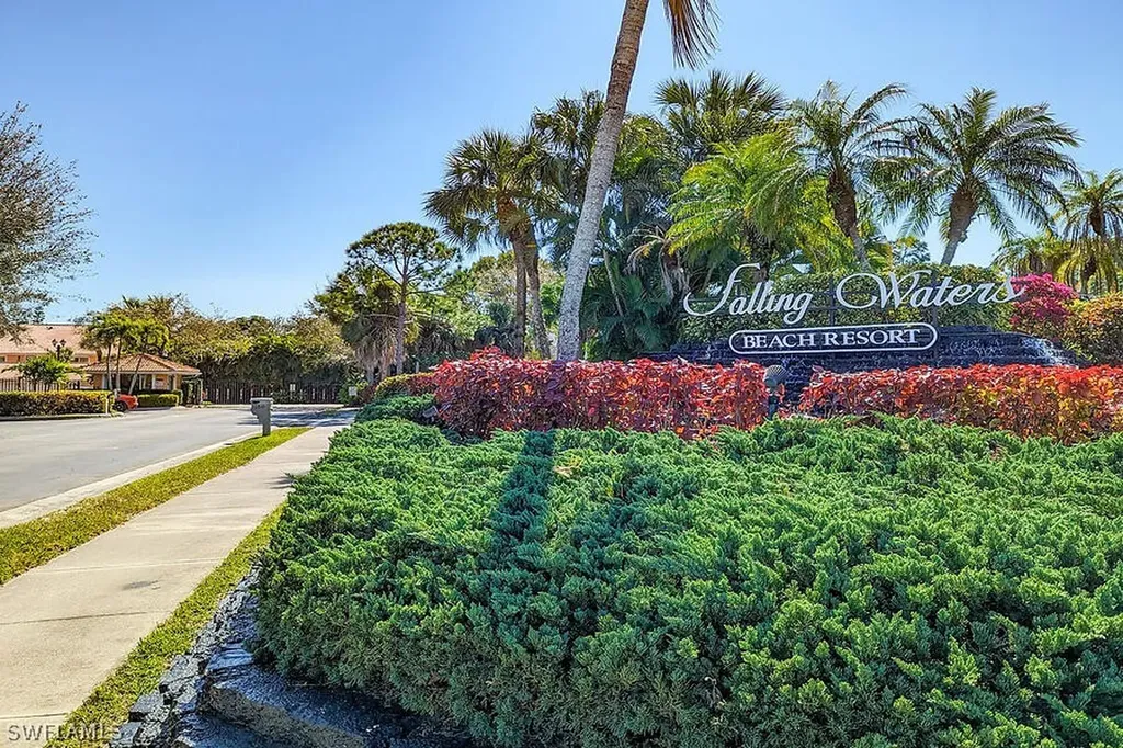 6730 Beach Resort Drive Naples FL 34114