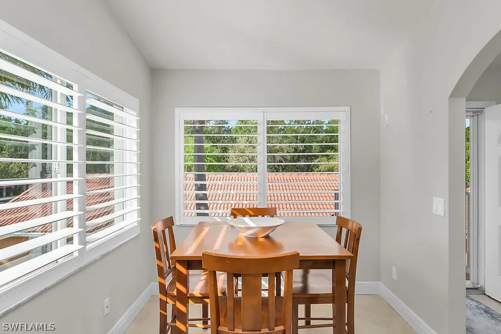 6730 Beach Resort Drive Naples FL 34114