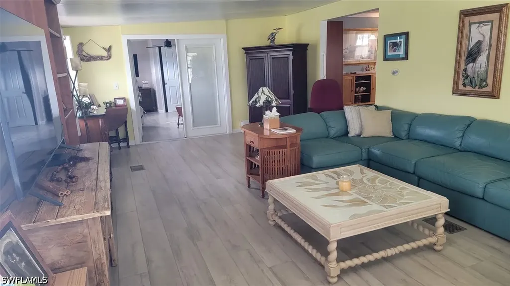 4712 Tahiti Drive Bonita Springs FL 34134