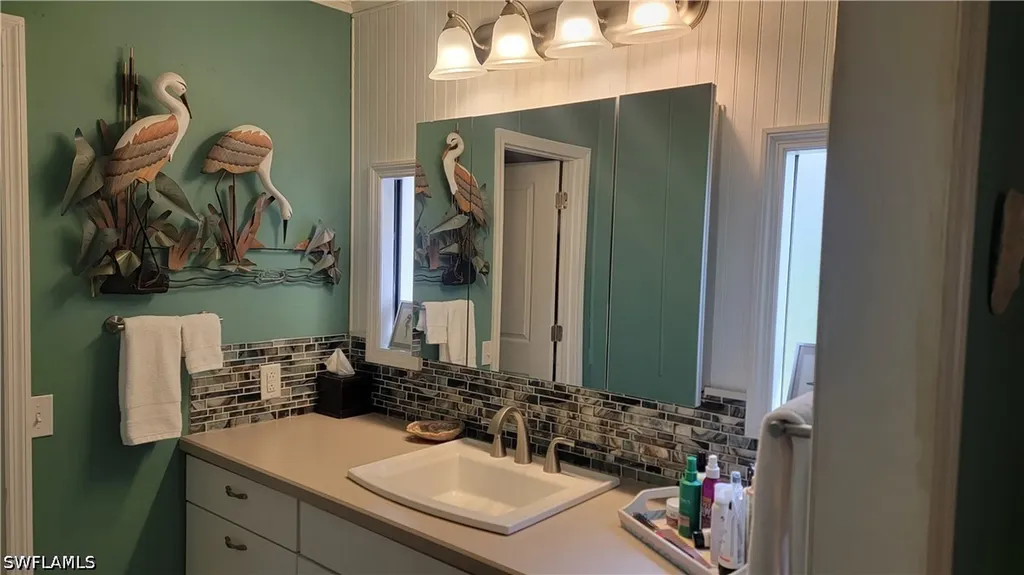 4712 Tahiti Drive Bonita Springs FL 34134