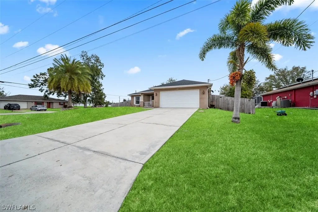 3011 NE 4th Avenue Cape Coral FL 33909