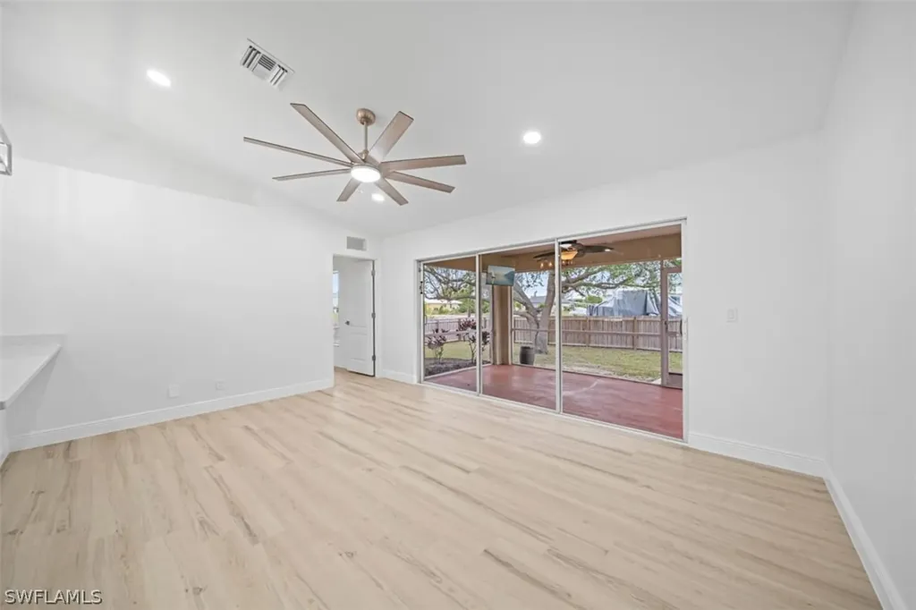 3011 NE 4th Avenue Cape Coral FL 33909