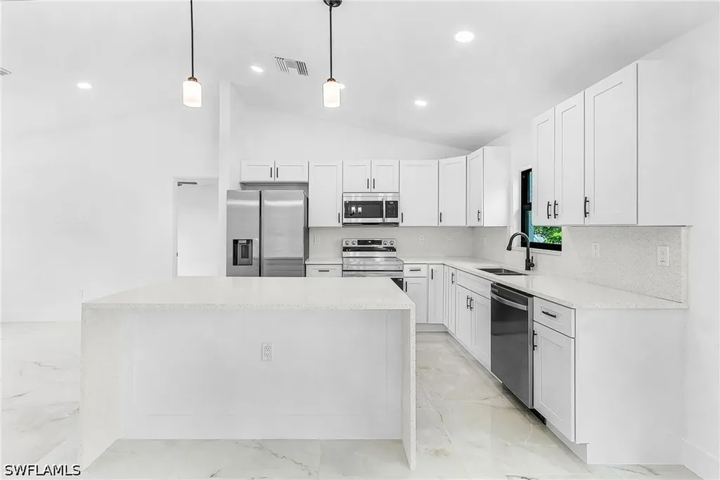 3402 25th Street SW Lehigh Acres FL 33976