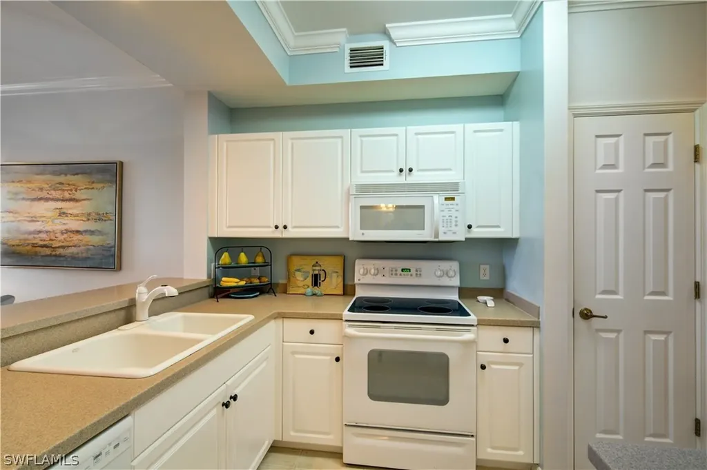 3980 Loblolly Bay Drive Naples FL 34114