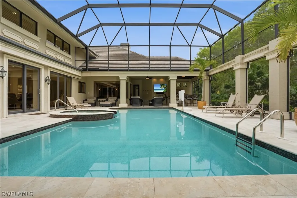 328 Sedgwick Court Naples FL 34108