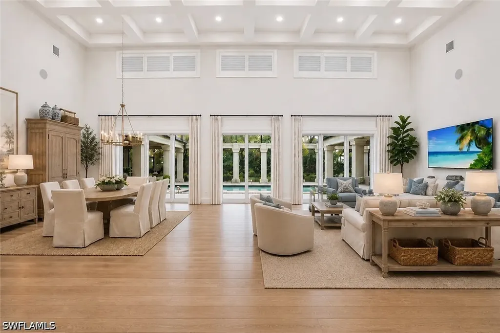 328 Sedgwick Court Naples FL 34108