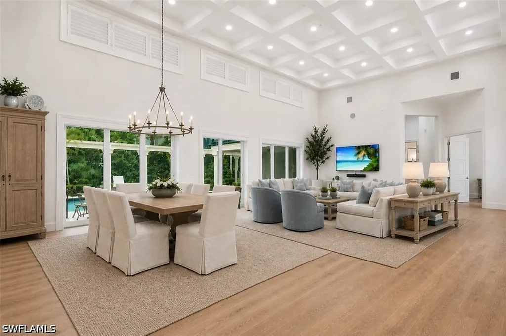 328 Sedgwick Court Naples FL 34108