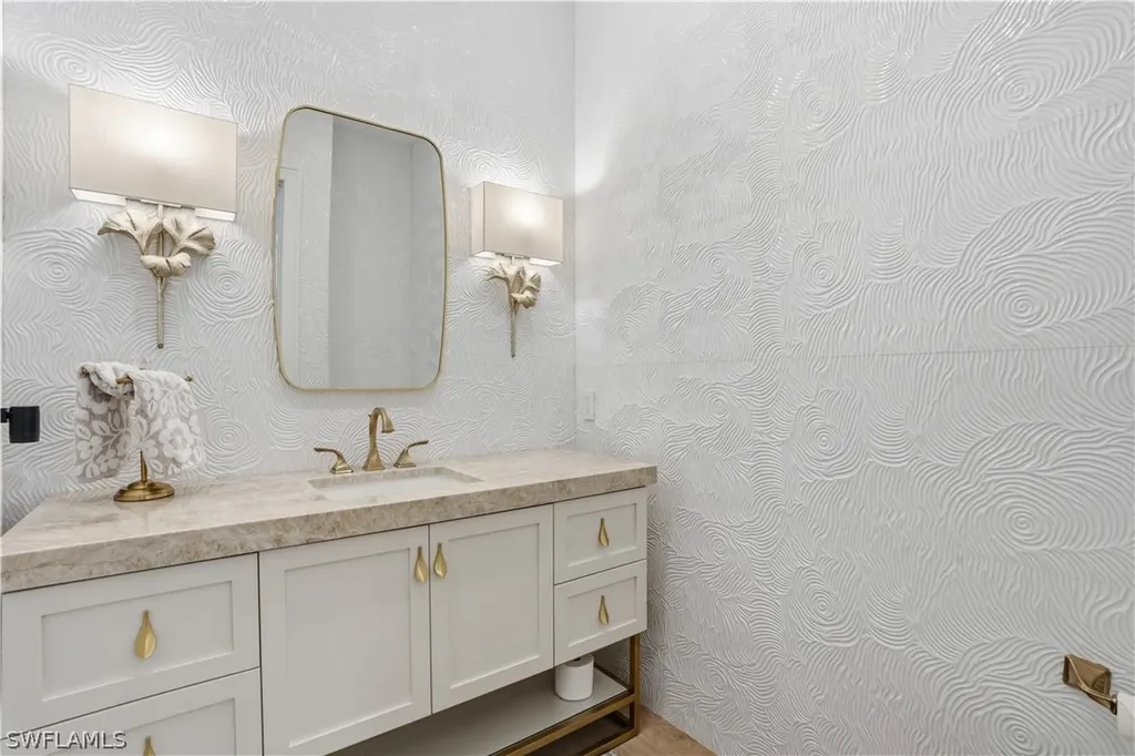 328 Sedgwick Court Naples FL 34108