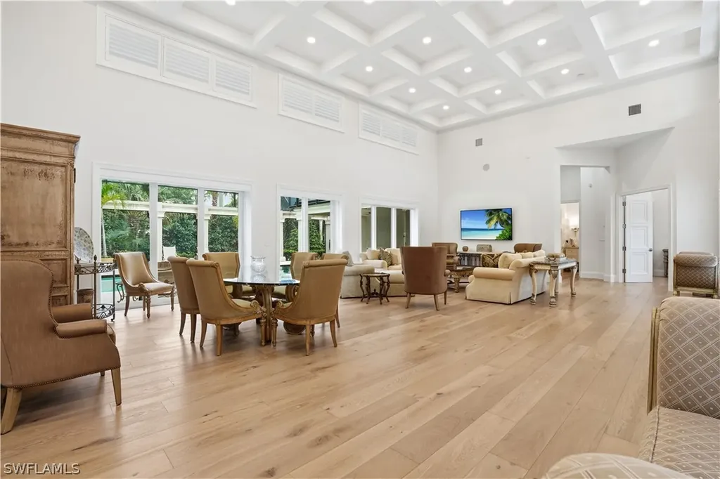328 Sedgwick Court Naples FL 34108