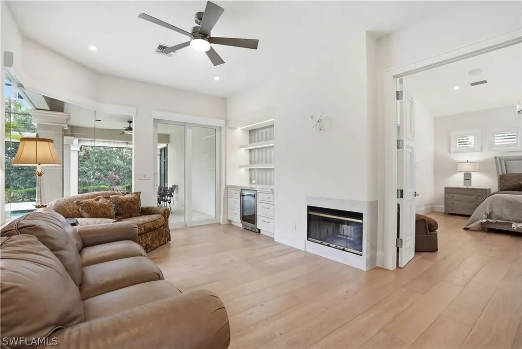 328 Sedgwick Court Naples FL 34108