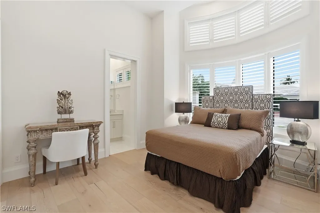 328 Sedgwick Court Naples FL 34108