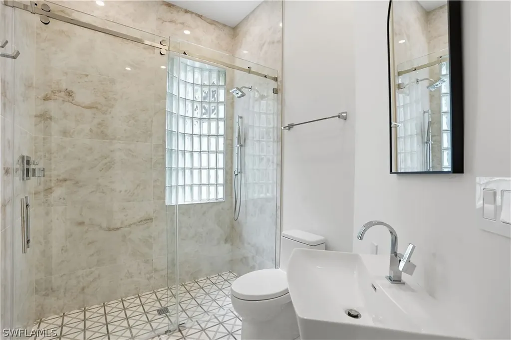 328 Sedgwick Court Naples FL 34108