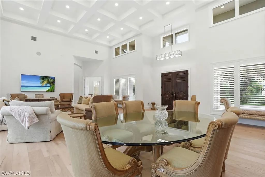 328 Sedgwick Court Naples FL 34108