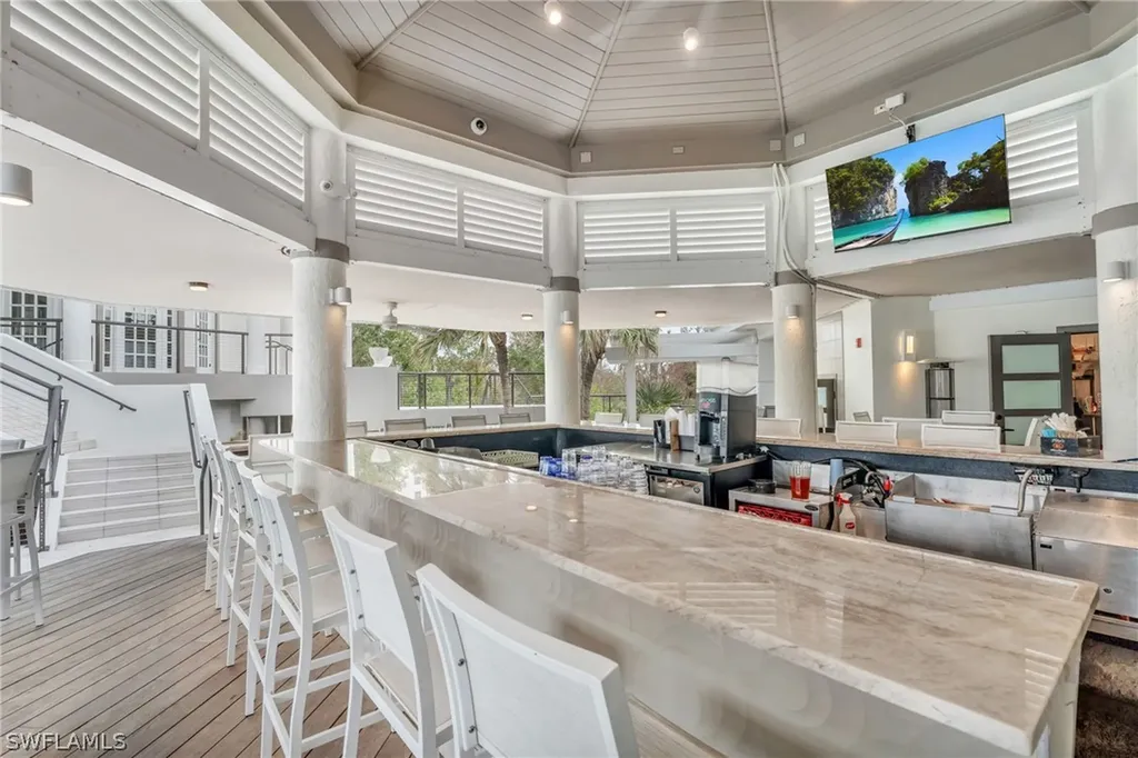 328 Sedgwick Court Naples FL 34108