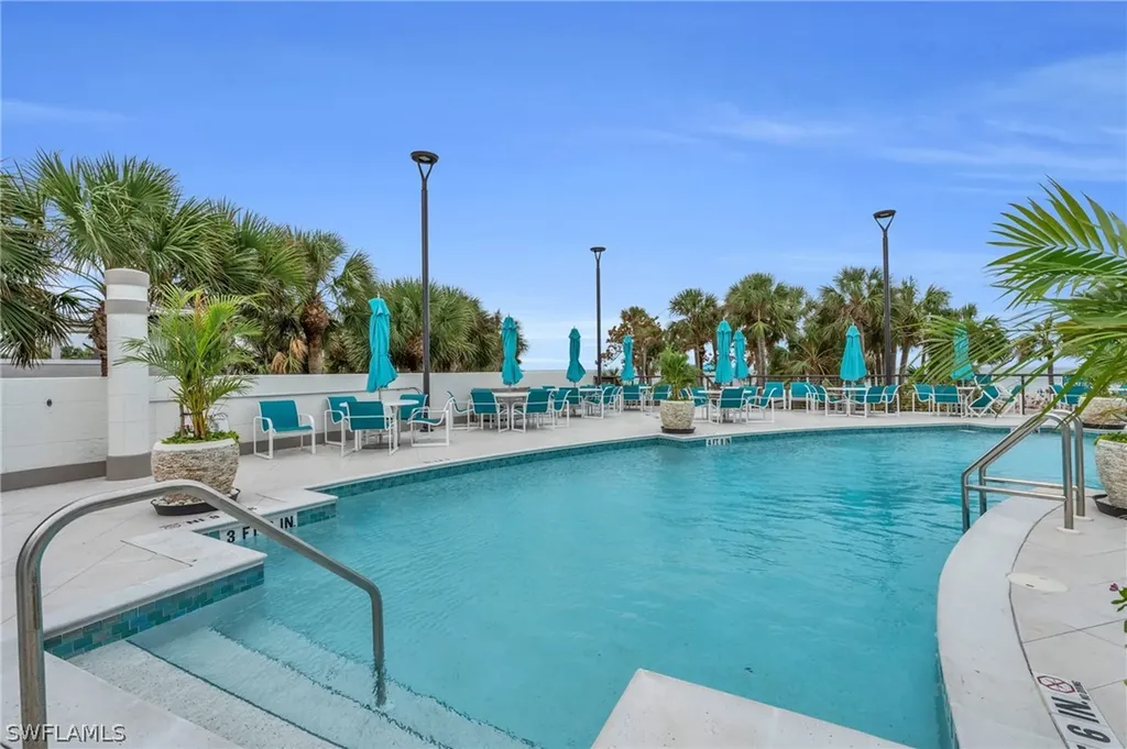328 Sedgwick Court Naples FL 34108
