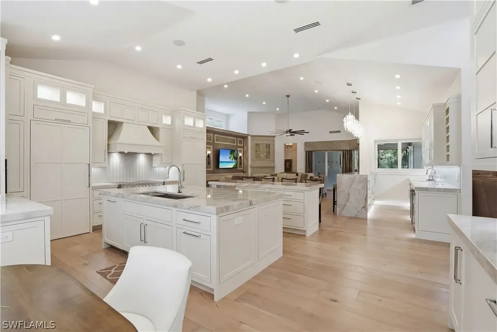 328 Sedgwick Court Naples FL 34108