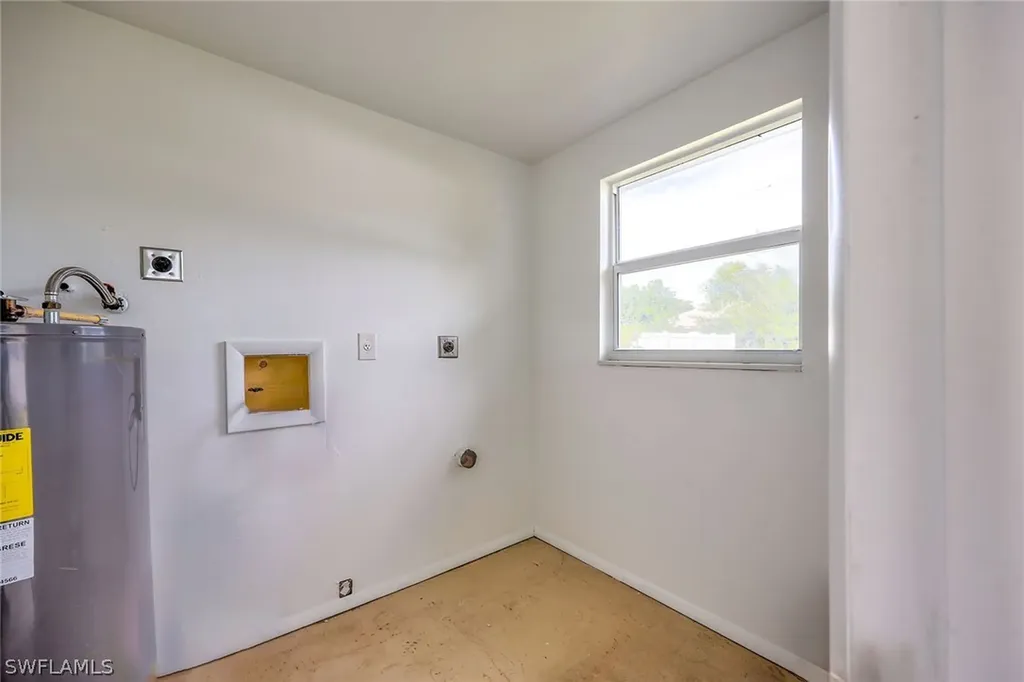 527 109th Avenue N Naples FL 34108