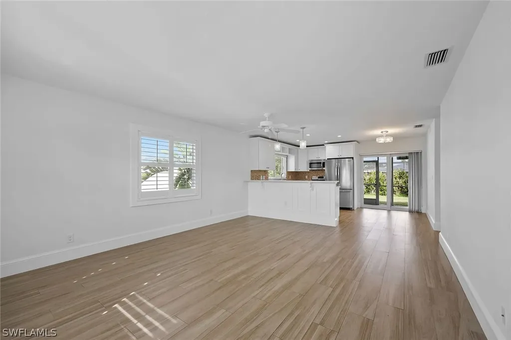 527 109th Avenue N Naples FL 34108