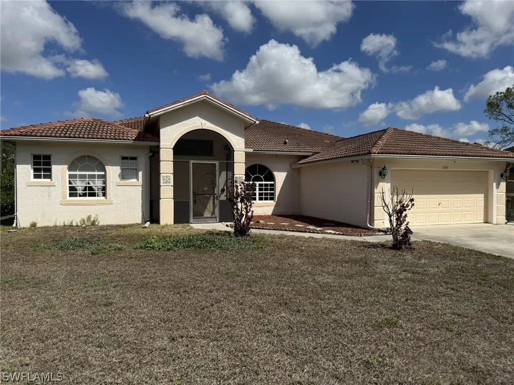 2041 24th Avenue NE Naples FL 34120