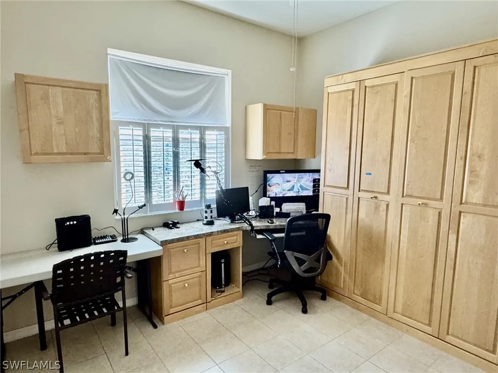 2041 24th Avenue NE Naples FL 34120