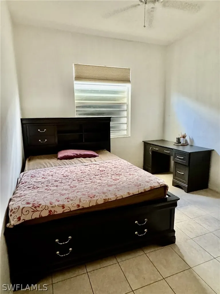2041 24th Avenue NE Naples FL 34120