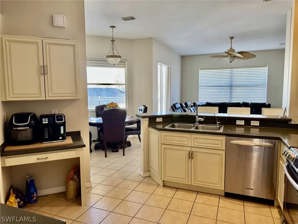 2041 24th Avenue NE Naples FL 34120