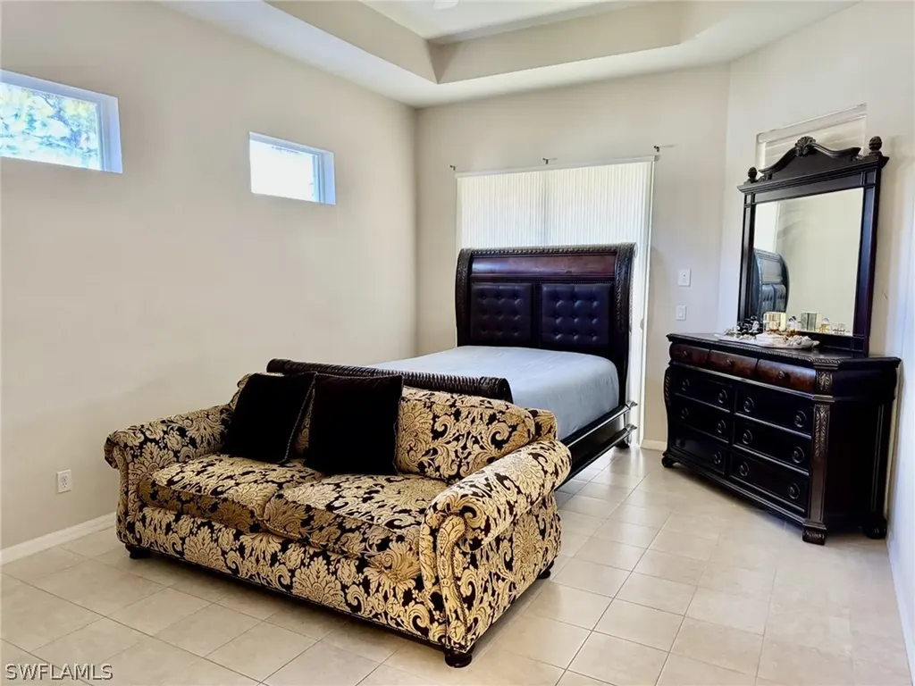 2041 24th Avenue NE Naples FL 34120